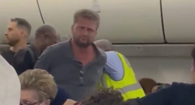 Pasajeros Fuera de pelea de aterrizaje de emergencia en Barajas ⋆
