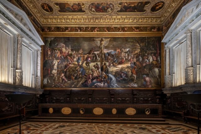 La crucifixión monumental de Tintoretto restaurada - The History Blog
