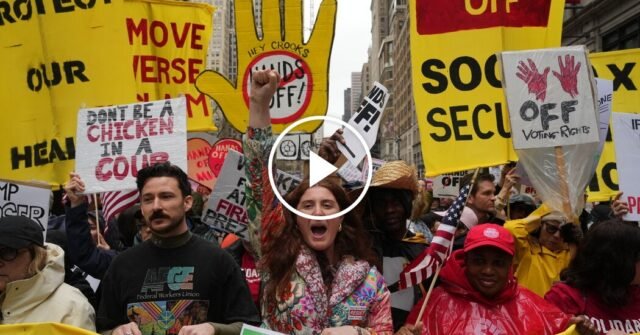 Los manifestantes se unen contra Trump y Musk en los Estados Unidos
