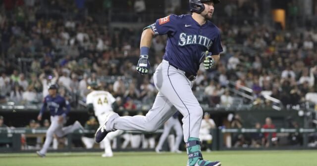 Cal Raleigh se embrague en el noveno cuando los Marineros de Seattle se unen a AS

