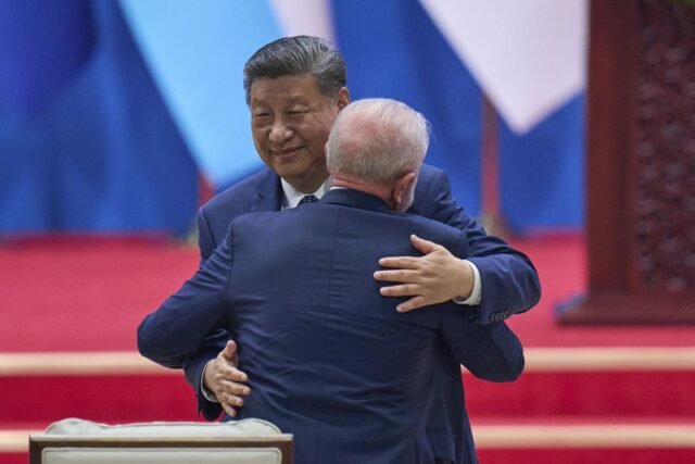 China busca un frente unido con América Latina para contrarrestar la guerra comercial de Trump
