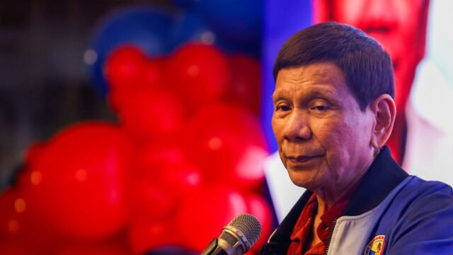 Duterte gana las elecciones de alcalde a pesar de ser encarcelado en La Haya - RT World News
