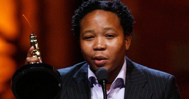 El actor sudafricano Presley Chweneyagae, protagonizado por la película ganadora del Oscar 'Tsotsi', muere de 40 años
