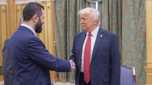 Estados Unidos se mueve para implementar la 'visión' de Trump para Siria - RT World News
