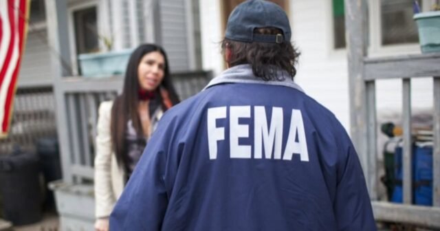 FEMA "no está listo" para la temporada de huracanes, dice Internter Review
