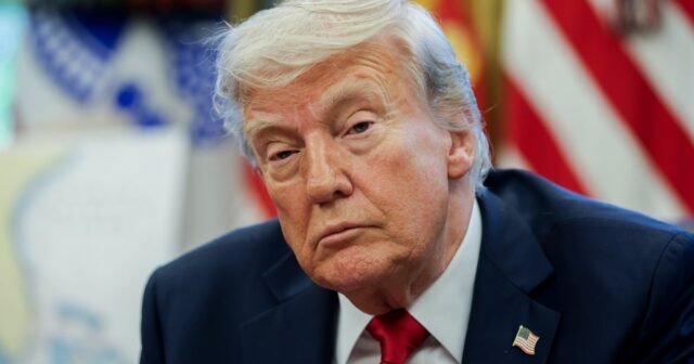 Incluso los partidarios más devotos de Trump están furiosos con él por el último movimiento
