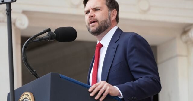 JD Vance hablando en el evento bitcoin hoy, a medida que crecen los lazos criptográficos de la administración de Trump
