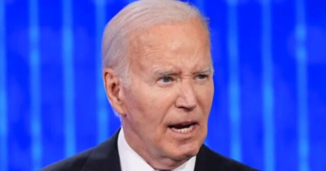 Jake Tapper en un nuevo libro alegando que el círculo interno de Biden escondió signos de declive
