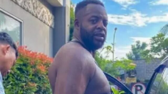 Las imágenes impactantes muestran a Brit golpeados por una multitud sosteniendo armas en Bali después de que supuestamente golpeó a Cabbie en la cara
