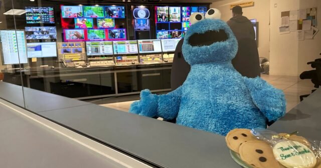 PBS demanda a Trump por orden de desembolso de la televisión pública
