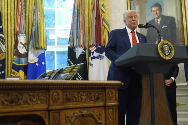 Trump anunciará que Estados Unidos llamará al Golfo Pérsico el Golfo Arábigo, dicen las autoridades
