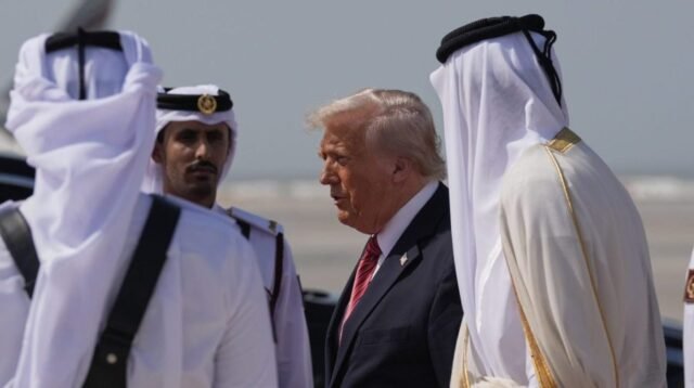 Trump defiende el regalo de jet de Qatar, golpea a Baier por empujar la 'historia radical izquierda'
