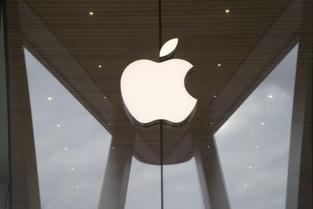 Apple se dirige al tambor de escaparate anual de los pasos en falso de IA, la agitación tecnológica y la guerra comercial de Trump
