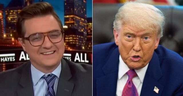 El anfitrión de MSNBC se rompe por correo electrónico de Trump sobre Parade: 'Lo siento, esa es una oración divertida'
