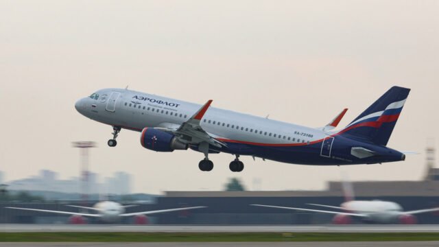 Rusia e Irán reanudan vuelos directos - RT World News
