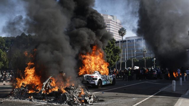 Trump respalda el posible arresto del gobernador de California (video) - RT World News
