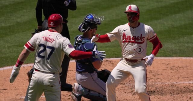¿Se puede salvar la ofensiva de los ángeles? Depende de Mike Trout
