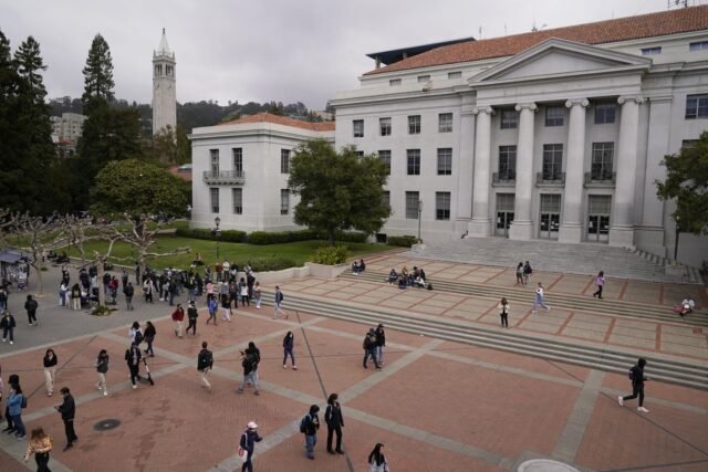 Ex esposa de la policía griega asesinada de UC Berkeley
