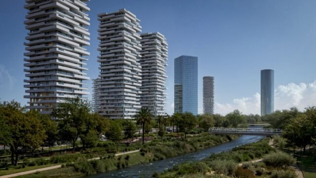 Los rascacielos que cuestan 156 millones de euros con más de 3.200 casas serán el desarrollo más grande de Valencia
