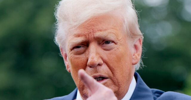 Trump despidió el tropo sexista en el almuerzo de Faith
