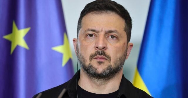 Antes de la reunión de Trump, Zelenskyy dice que no le dará territorio a Rusia
