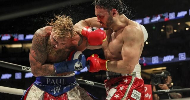 Boxer Julio César Chávez Jr. deportado a México

