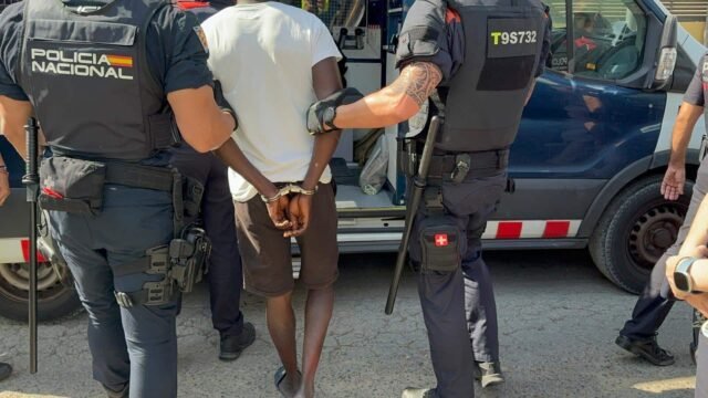 Costa Blanca offly contra los colapsas de 'Men Looky Looky Men' después de solo días
