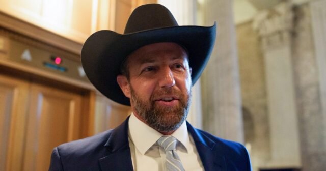El senador del Partido Republicano derrama sobre la medida ilegal que toma para lidiar con los temores del crimen de DC
