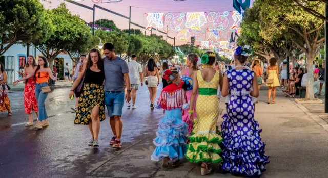Jóvenes, de 18 años, apuñalan a Bouncer en el último altercado en la fiesta más grande del sur de España: la Málaga Feria
