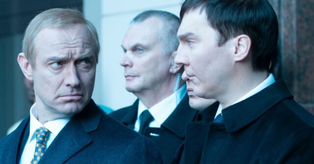 Jude Law debuta la representación de Vladimir Putin en 'The Wizard of the Kremlin' en el Festival de Cine de Venecia

