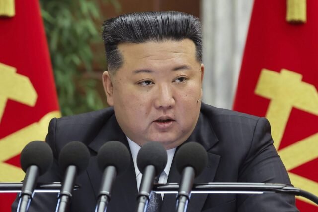 Kim Jong-un para asistir al desfile militar en Beijing
