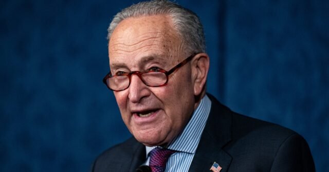 La administración Trump ignora la fecha límite de Chuck Schumer para los archivos de Epstein
