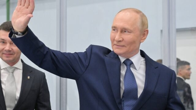 Las torcidas excavaciones de Rusia en Ucrania antes de Alaska hablan desde Lavrov con puta URSS hasta medios servidos 'Chicken Kiev'
