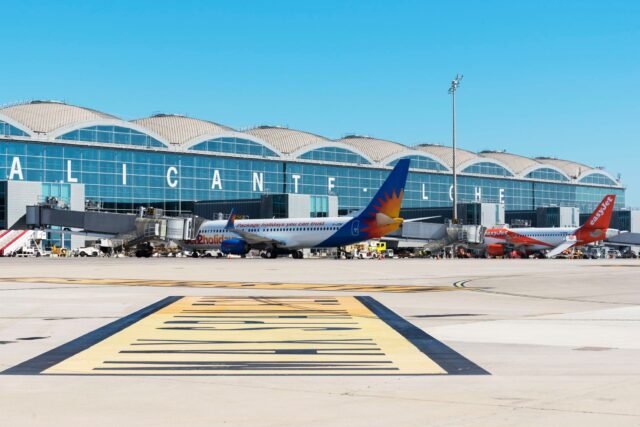Nuevo punto de referencia mensual de pasajeros registrado por el aeropuerto ocupado Costa Blanca

