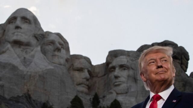 Por qué Teddy Roosevelt se ojo de lado a Donald Trump en Mount Rushmore
