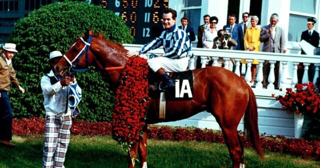 Ron Turcotte, jockey para la secretaría ganadora de triple corona, muere a los 84
