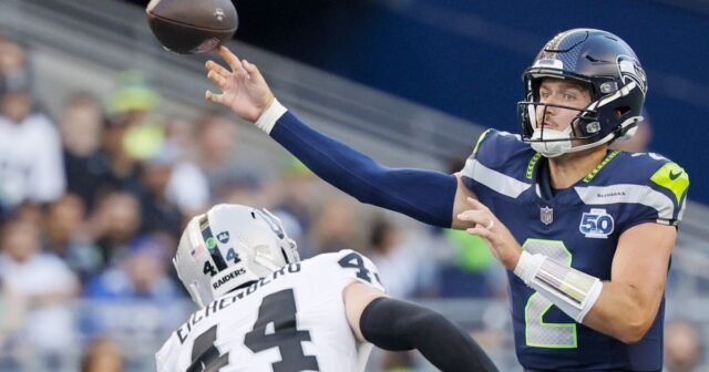 Seahawks bloquea el gol de campo para forzar el empate con los asaltantes liderados por Pete Carroll
