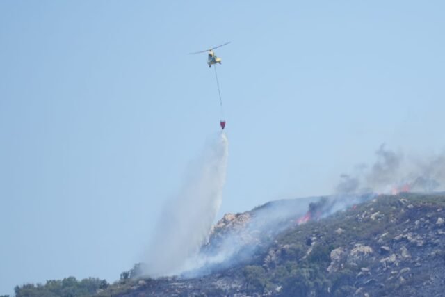 Sospeche de España: los incendios en el sitio de Tarifa y la UNESCO Las Medulas declararon "intencional", mientras que el bombero admite haber comenzado un infierno separado que quemó 2,000 hectáreas "para darse más trabajo"
