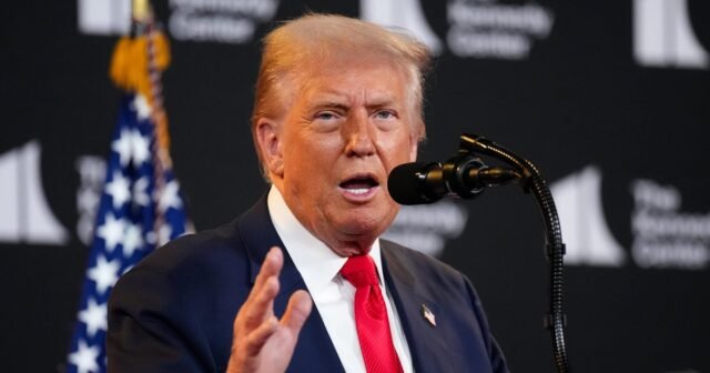 Trump dice que espera que el Congreso extienda la adquisición federal de la policía de DC más allá del límite de 30 días
