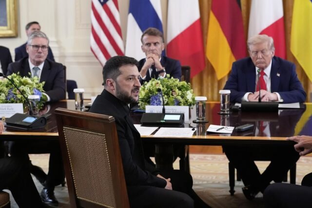 Trump no promete tropas estadounidenses para Ucrania, ya que los planes para las conversaciones de Putin-Zelenskky permanecen en el aire
