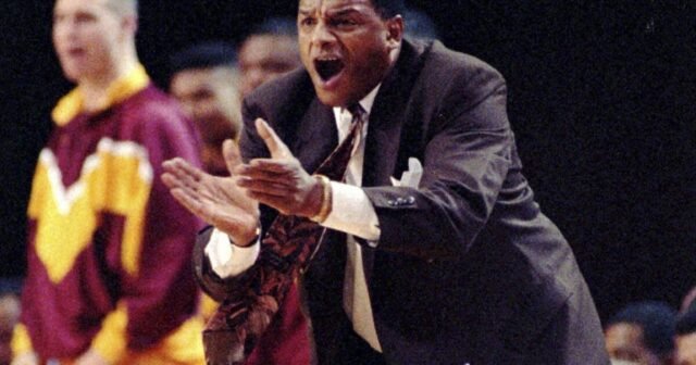 George Raveling, ex entrenador de baloncesto masculino de la USC, muere a los 88 años
