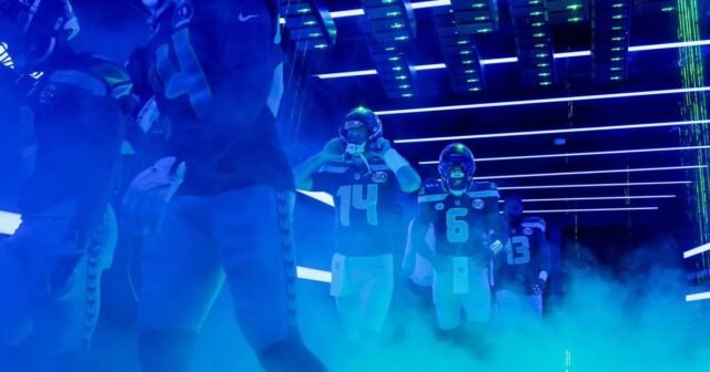 Live: Seahawks-Steelers: actualizaciones en vivo, puntaje, cómo ver el enfrentamiento de la Semana 2
