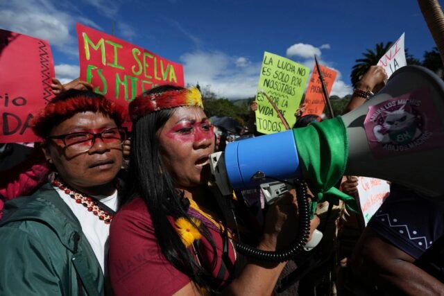 Los grupos indígenas critican el plan de expansión de petróleo de $ 47 mil millones de Ecuador en Amazon
