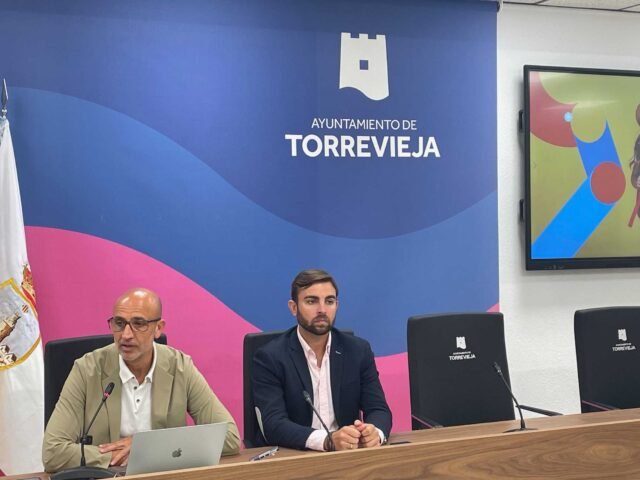 Más de 14,000 estudiantes comenzaron el año escolar 2025/26 en Torrevieja
