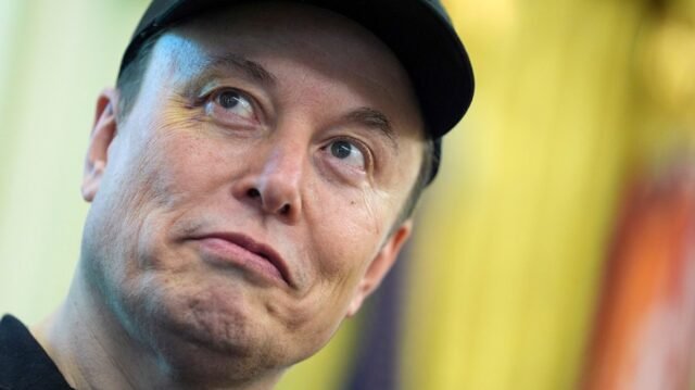 Por qué Tesla quiere hacer de Musk un billonario
