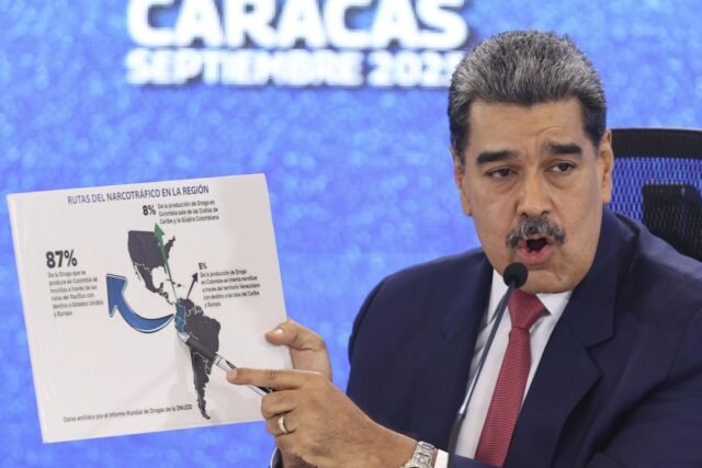 Strikes Strikes Second Boat Dice que Trump era llevar drogas desde Venezuela, matando a 3 'narcoterroristas'
