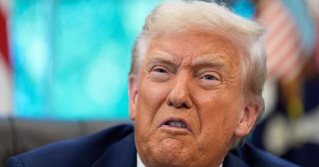Trump aumenta la campaña de retribución con un impulso de Bondi para perseguir casos contra sus enemigos

