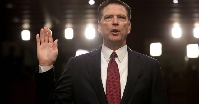 Un gran jurado acusó a Comey de 2 cargos penales, pero rechazó un tercero. Esto es lo que dicen.
