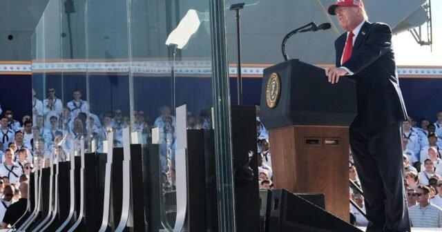 Associated Press disputa la falsa caracterización de Trump de su lucha legal por el acceso
