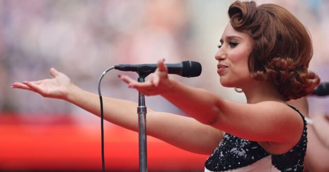 Elton John, Olivia Rodrigo, Doja Cat, Questlove, Twenty One Pilots y Raye para presentar en Rock Hall
